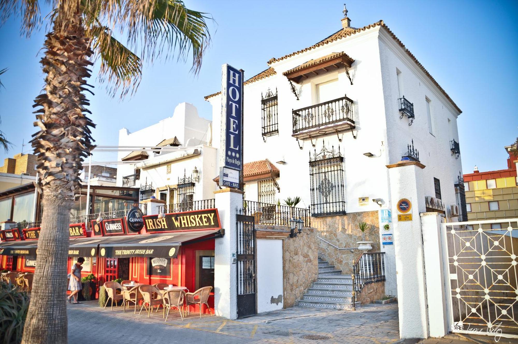 Hotel Playa De Regla Chipiona Bagian luar foto